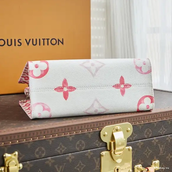 ONTHEGO PM LOUIS VUITTON 0630